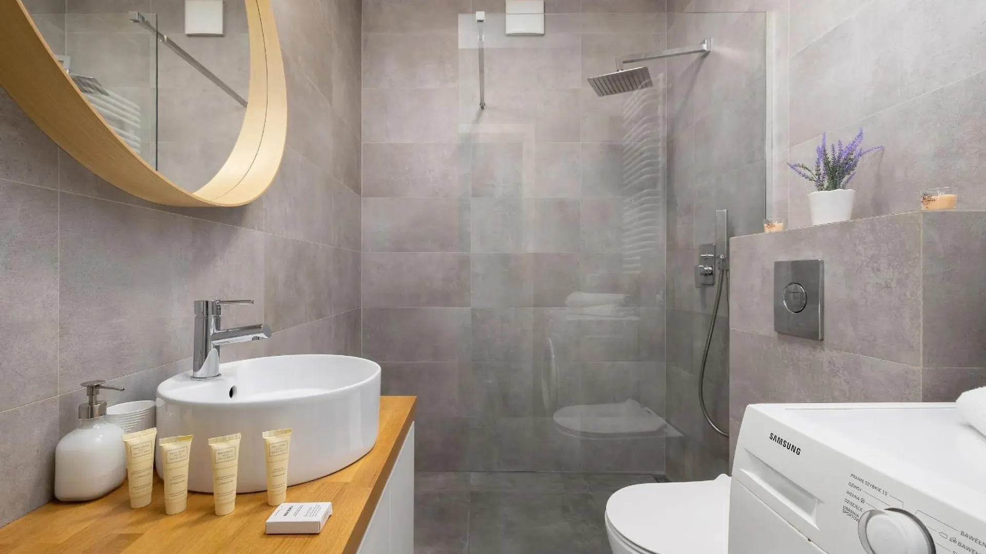 Dietla Apartament Z Klimatyzacja I Balkonem W Centrum Krakowa By Noclegi Renters Appartement