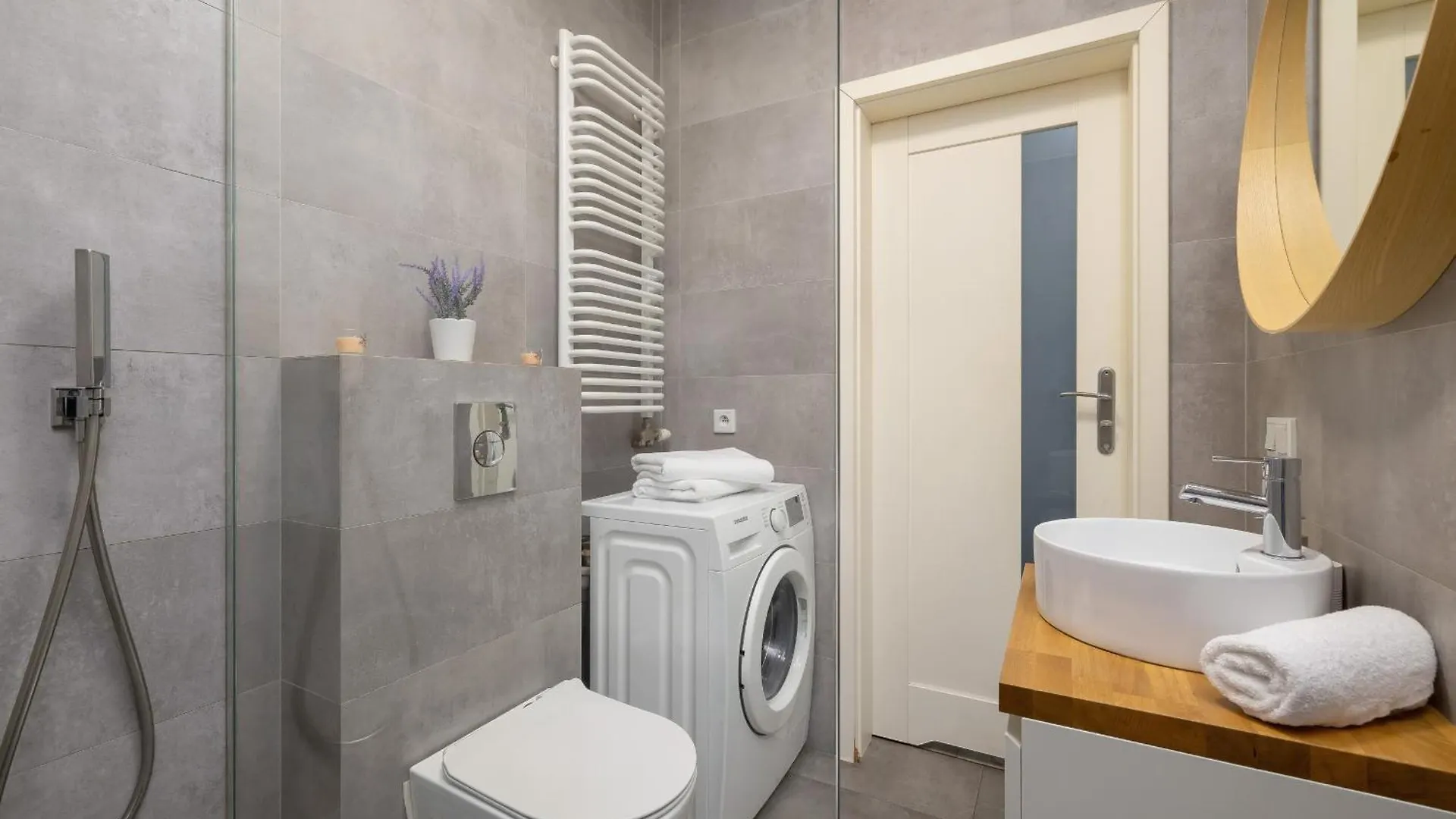 Dietla Apartament Z Klimatyzacja I Balkonem W Centrum Krakowa By Noclegi Renters 0*, Krakow