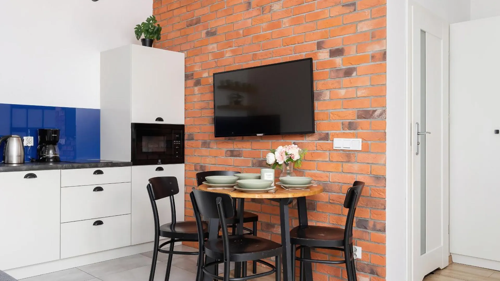 Dietla Apartament Z Klimatyzacja I Balkonem W Centrum Krakowa By Noclegi Renters Krakow